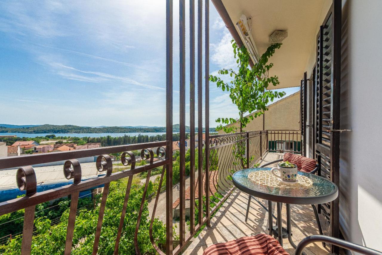 Apartments Dida Frane In Sibenik Exterior photo